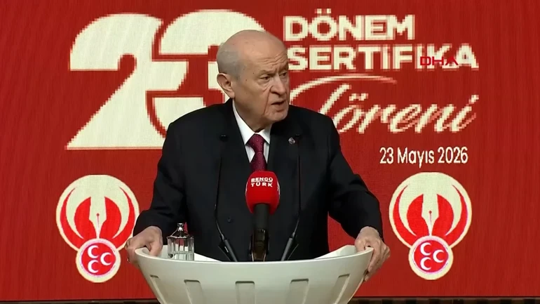 Devlet Bahçeli, MHP Siyaset ve Liderlik Okulu’nun 23. Dönem Sertifika