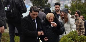 Barış Manço, ölümünün 18. yılında Kanlıca Mihrimah Sultan Mezarlığı’nda bir