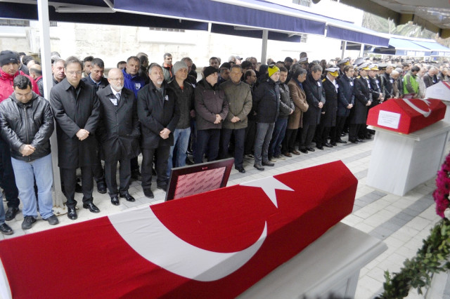 Büyükçekmece’de düşen helikopterde hayatını kaybeden pilotlar Alaattin Nacar ve Ahmet