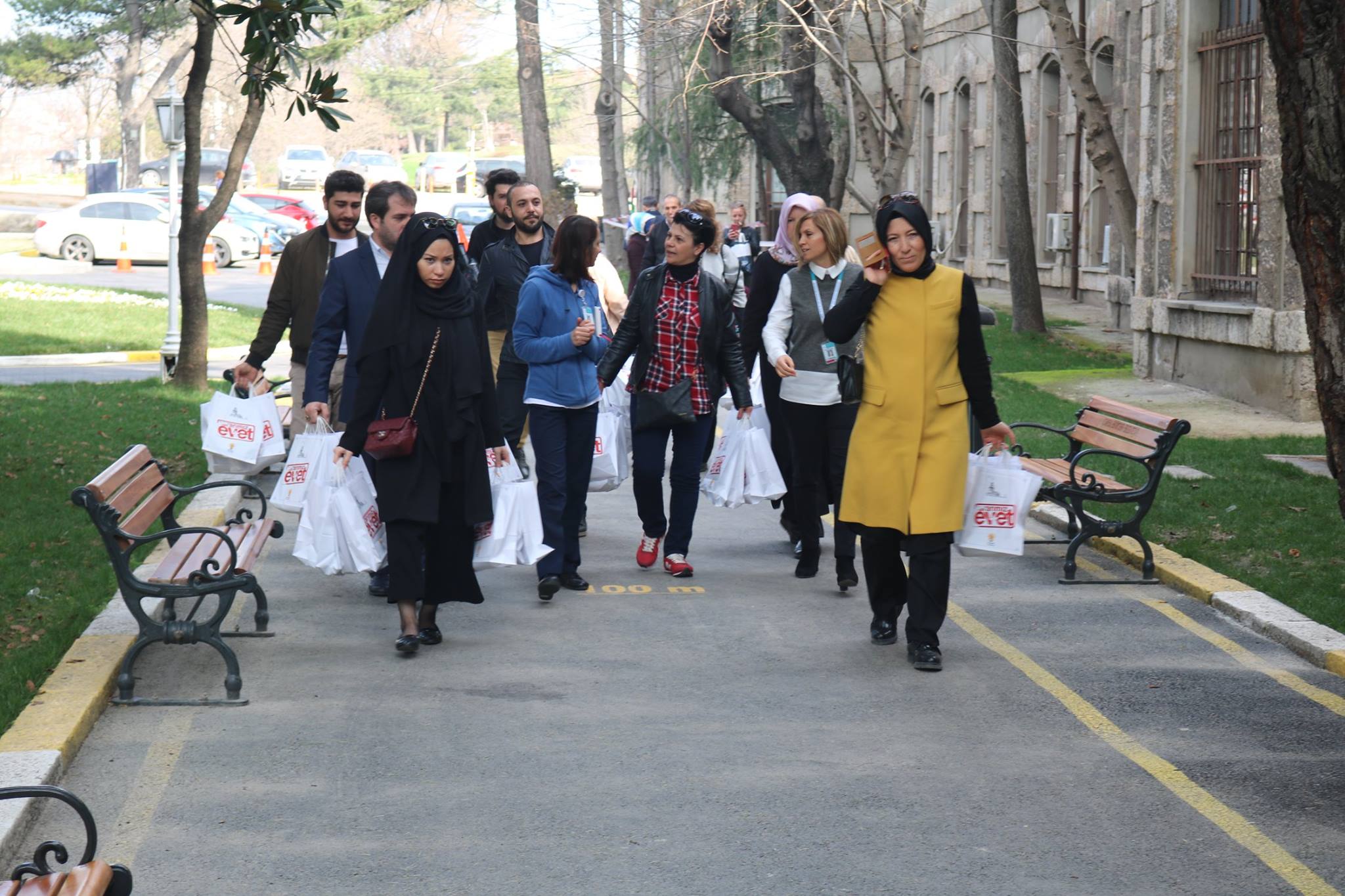 Halk Oylaması sürecinde toplumun her kesimine dokunan AK Parti Üsküdar