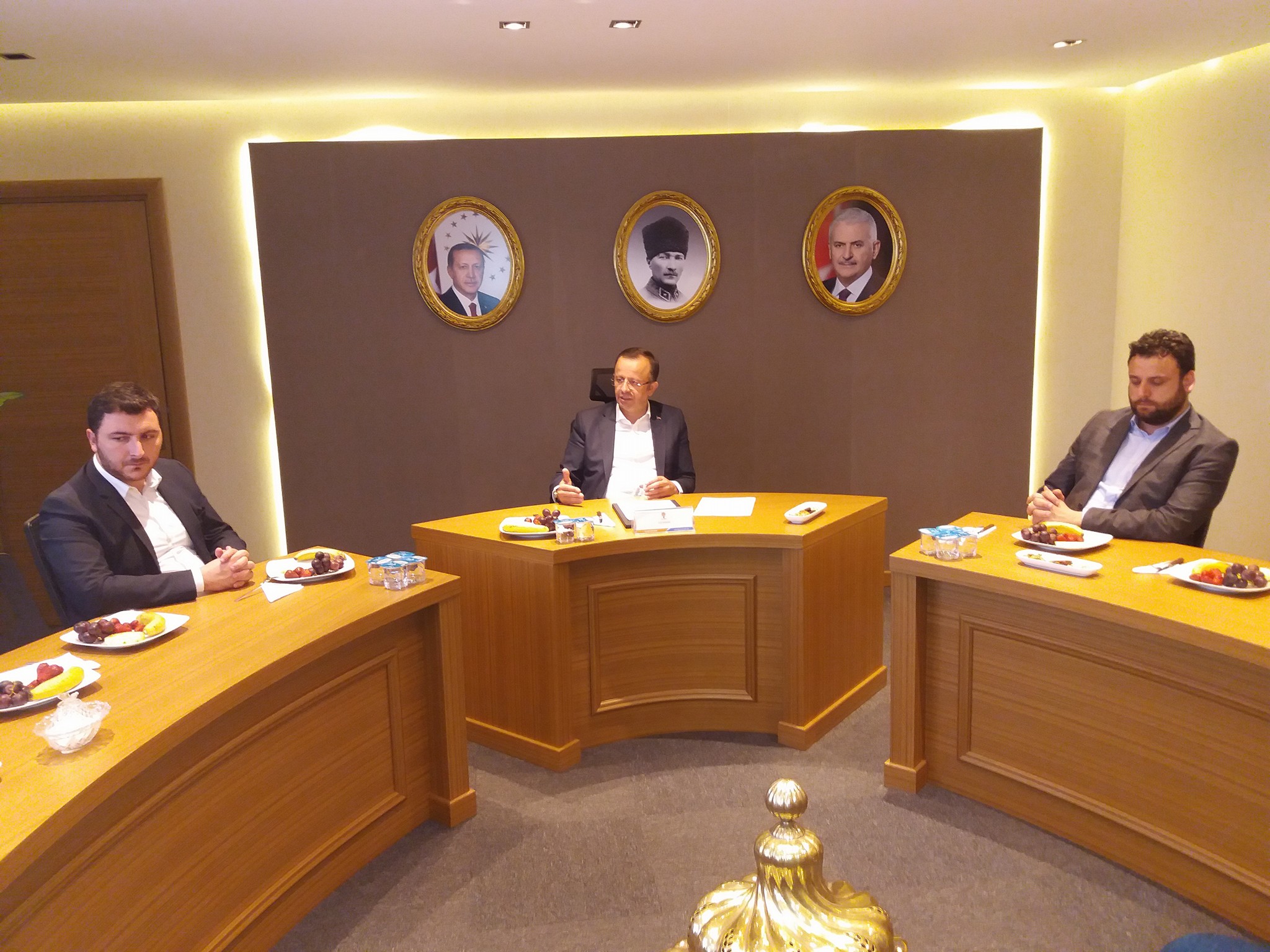 Adalet ve Kalkınma Partisi Üsküdar İlçe Başkanı Halit Hızır, parti