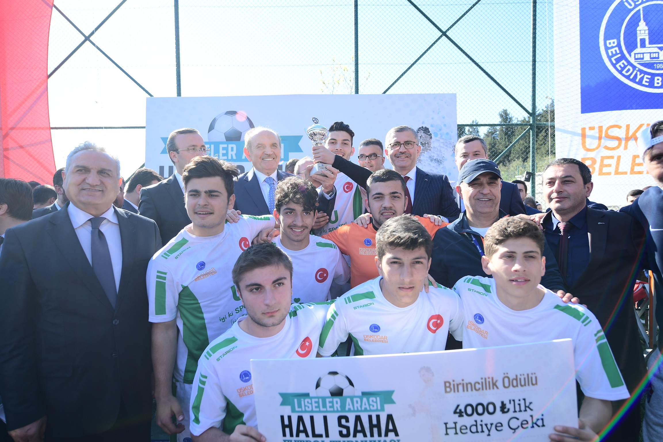 Üsküdar Belediyesi tarafından düzenlenen Liseler Arası Halı Saha Futbol Turnuvası