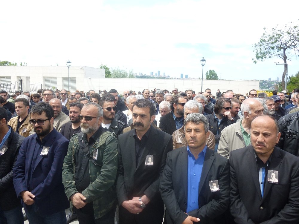 Hayatını kaybeden seslendirme sanatçısı ve oyuncu Payidar Tüfekçioğlu Kerem Aydınlar