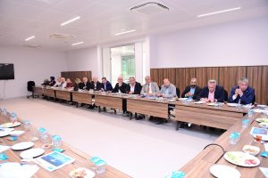 Üsküdar Belediye Başkanı Hilmi Türkmen, Üsküdar’ın 32 mahallesinin muhtarlarıyla istişare