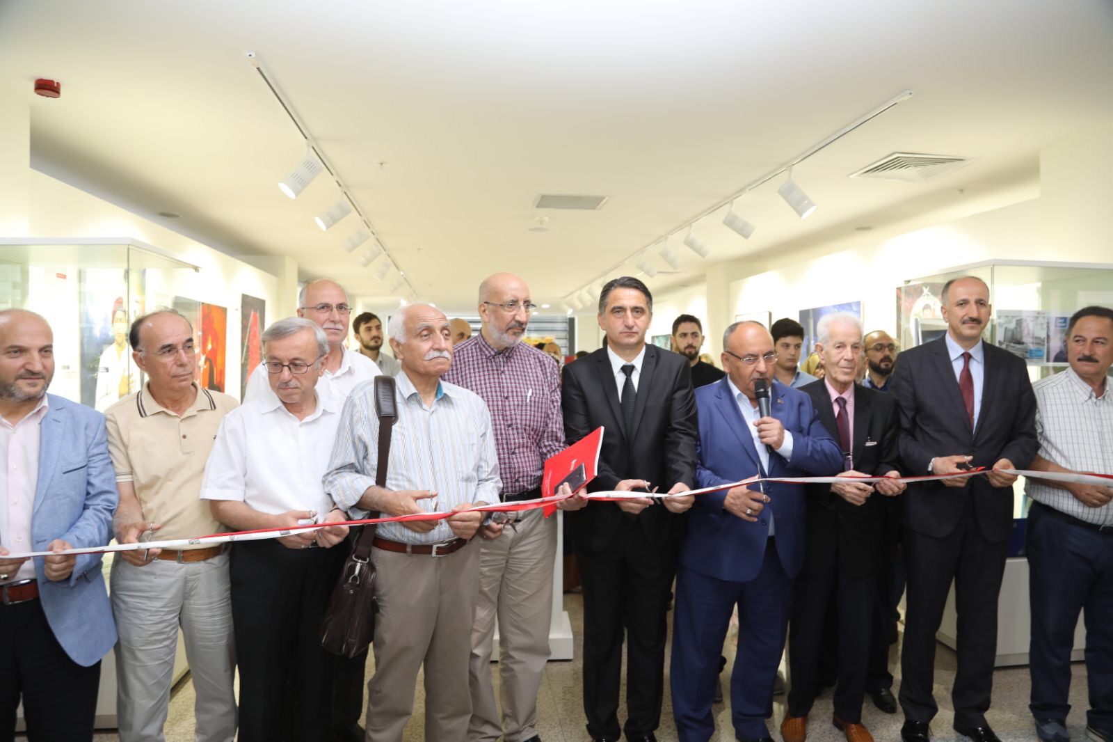 Ümraniye Belediyesi 13. Geleneksel Resim, Hikâye ve Şiir Yarışmalarının Ödül