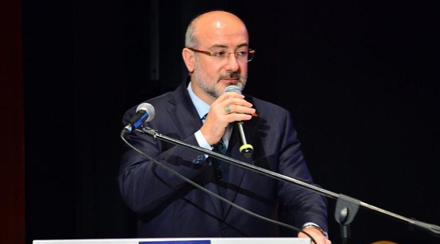 Üsküdar Müftülüğü’nün düzenlediği “Hafızlık İcazet Programı”nda  vatandaşlardan büyük ilgi gördü.