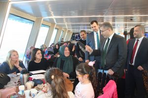 Üsküdar Bilgi Evi ve Çocuk Akademileri’nde gerçekleştirilen Aile Okulu Eğitimleri’ne