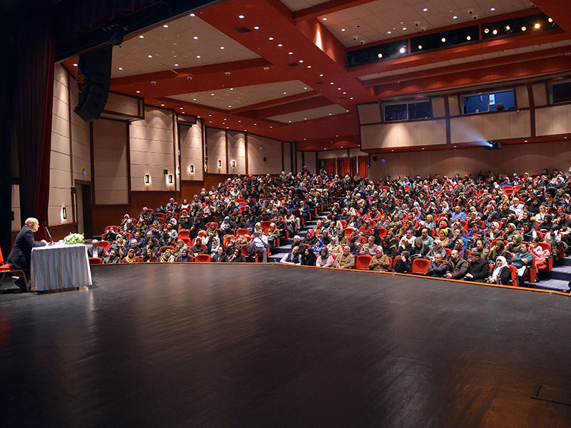 Araştırmacı Yazar Talha Uğurluel’in sunduğu “Mukaddes Belde Mekke” semineri, 10