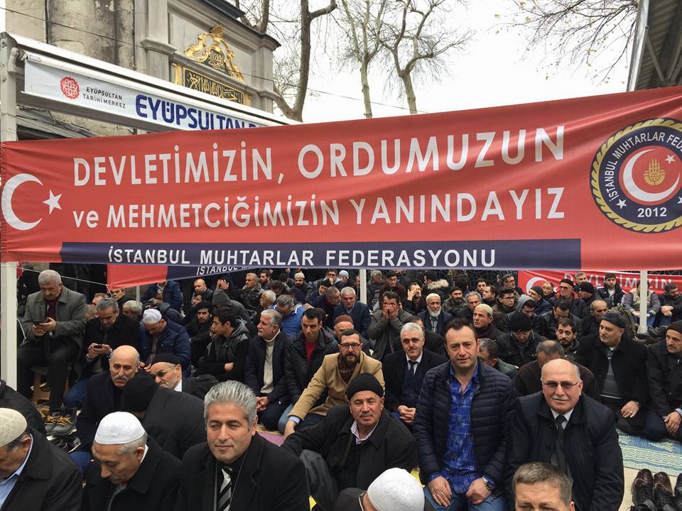 İstanbul Muhtarlar Federasyonu üyeleri Zeytin Dalı harekatına katılan Mehmetçik’e destek