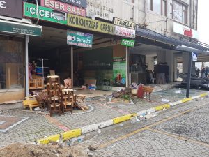 Üsküdar Belediyesi, Meydan Projesi kapsamında başlattığı yıkımlara Tembelhacı Mehmet Mahallesi 