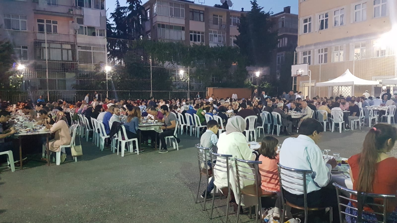 Üsküdar’ın seçkin eğitim kurumlarından İlim ve Fazilet Vakfı, her yıl