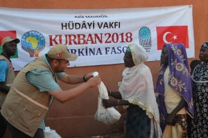 400 yıldır yardıma muhtaç milyonlarca insana yardım ederek; umut kapısı