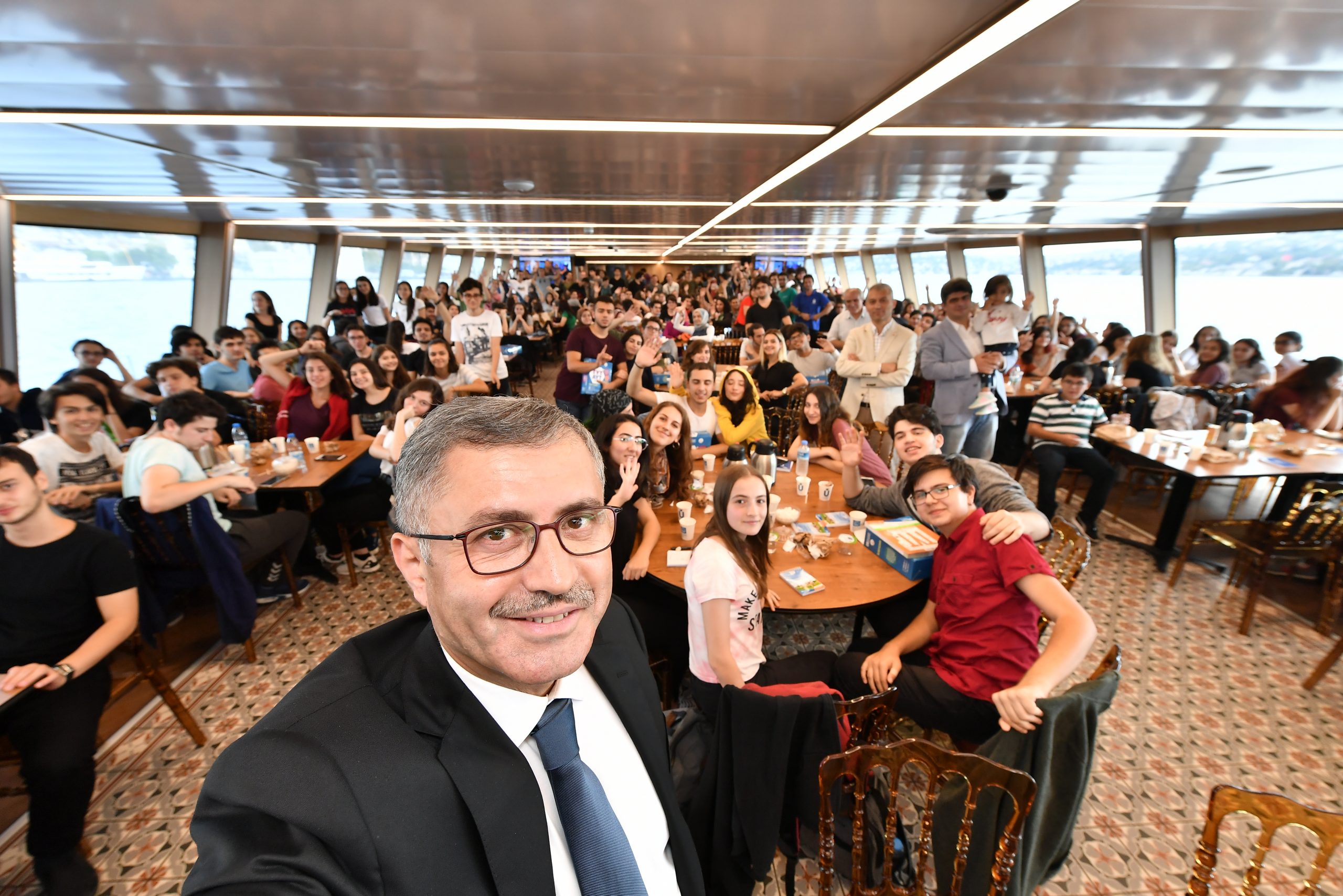 Geçen yıl eğitim öğretim sezonu boyunca her Perşembe sabahı Valide