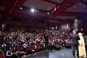 Türk müziğinin en önemli seslerinden biri olan, sevilen sanatçı Neşe