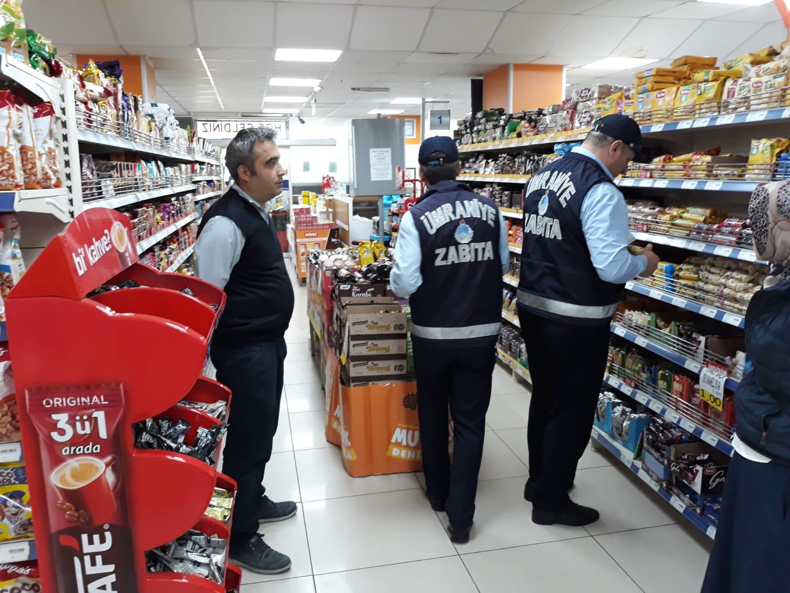 Ümraniye Belediyesi Zabıta Müdürlüğü ekipleri ilçe genelindeki denetimlerine ara vermeden