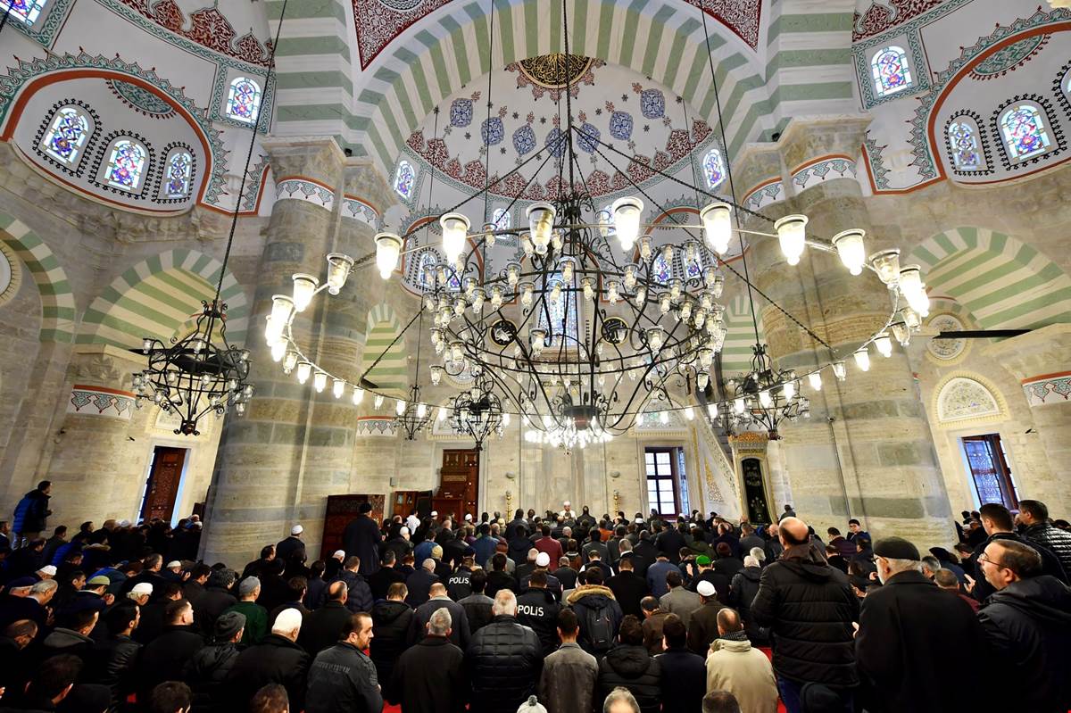 Makamında uğradığı silahlı saldırı sonucu şehit olan Üsküdar eski Emniyet