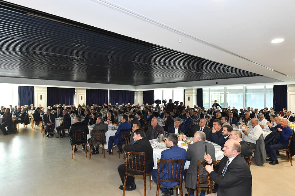 Çevre ve Şehircilik Bakanı Murat Kurum, Üsküdar’da muhtar adaylarıyla buluştuğu programda, Üsküdar’da