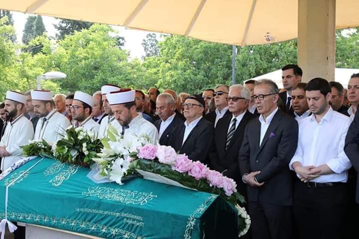 ESKİ başbakanlardan Mesut Yılmaz’ın eşi Berna Yılmaz’ın 102 yaşında hayatını