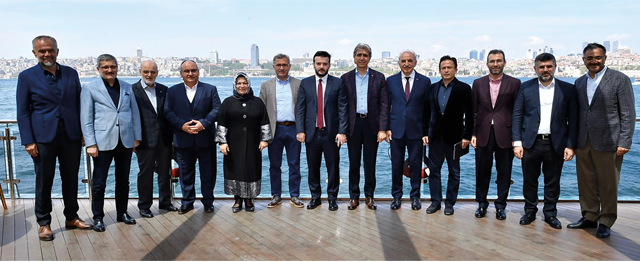 Geleneksel Belediye Başkanları toplantısına Üsküdar Belediyesi ev sahipliği yaptı. Her ay