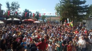 Beykoz Kanlıca 4. Geleneksel Yoğurt Festivali’nde renkli anlar yaşandı. Vatandaşlara