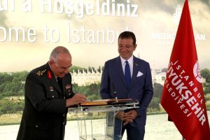 1’nci Ordu Komutanı Orgeneral Musa Avsever, İBB Başkanı Ekrem İmamoğlu’na
