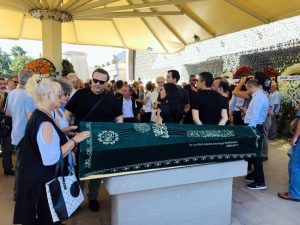 Ünlü senarist ve yönetmen Umur Bugay, Üsküdar’da düzenlenen cenaze töreninin