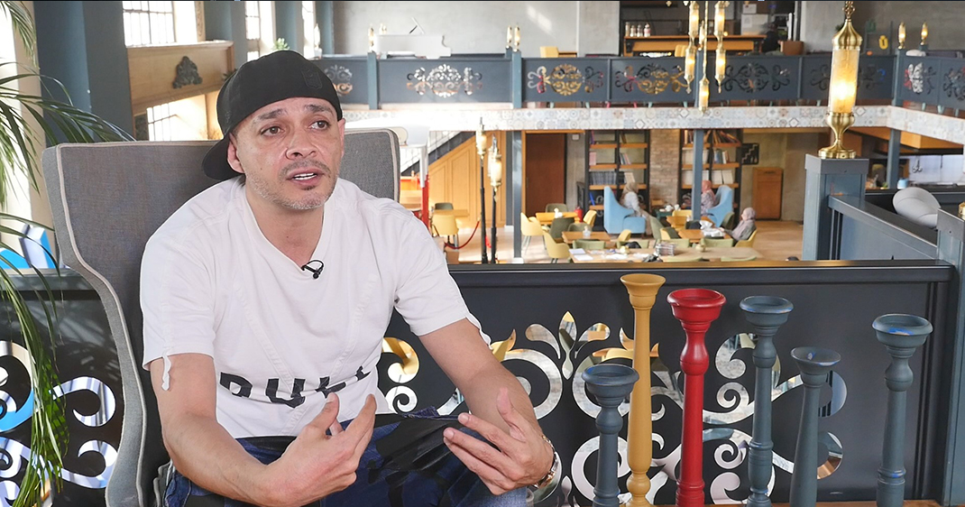 Türk Rap müziğinin sevilen ismi Ceza(Bilgin Özçalkan) çocukluğunun ve gençliğinin