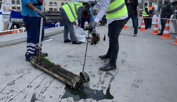 KADIKÖY İskelesi’nde “Dünya Temizlik Günü” kapsamında, İstanbul Büyükşehir Belediyesi (İBB)