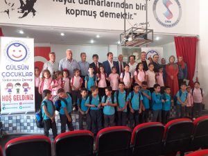 İstanbul merkezli Gülsün Çocuklar Derneği “Yetim Çocuklara Kırtasiye Desteği Projesi”