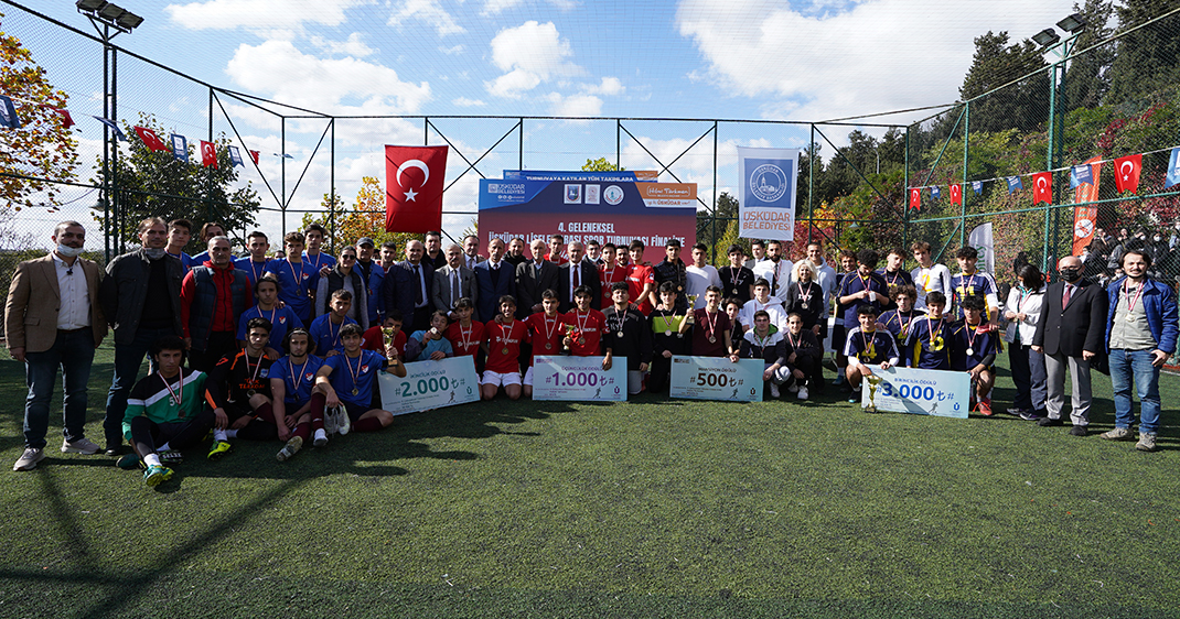 4. Geleneksel Üsküdar Liseler Arası Spor Turnuvası’nın final maçı Çağrıbey
