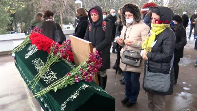 Bir süredir kanser tedavisi gören ve 82 yaşında hayatını kaybeden