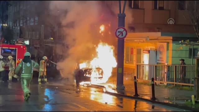 Ümraniye’de park halindeki LPG’li otomobilde çıkan yangın, itfaiye ekiplerince söndürüldü.
