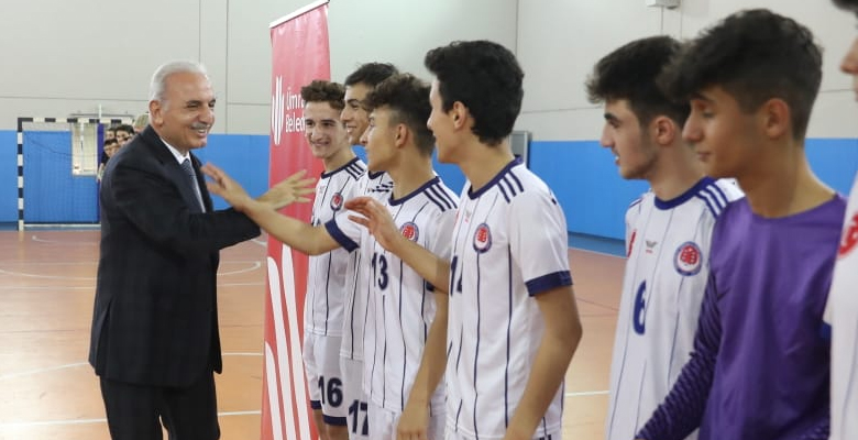 Ümraniye Belediyesi tarafından düzenlenen 14. Geleneksel Ümraniye Spor Oyunları, futsal