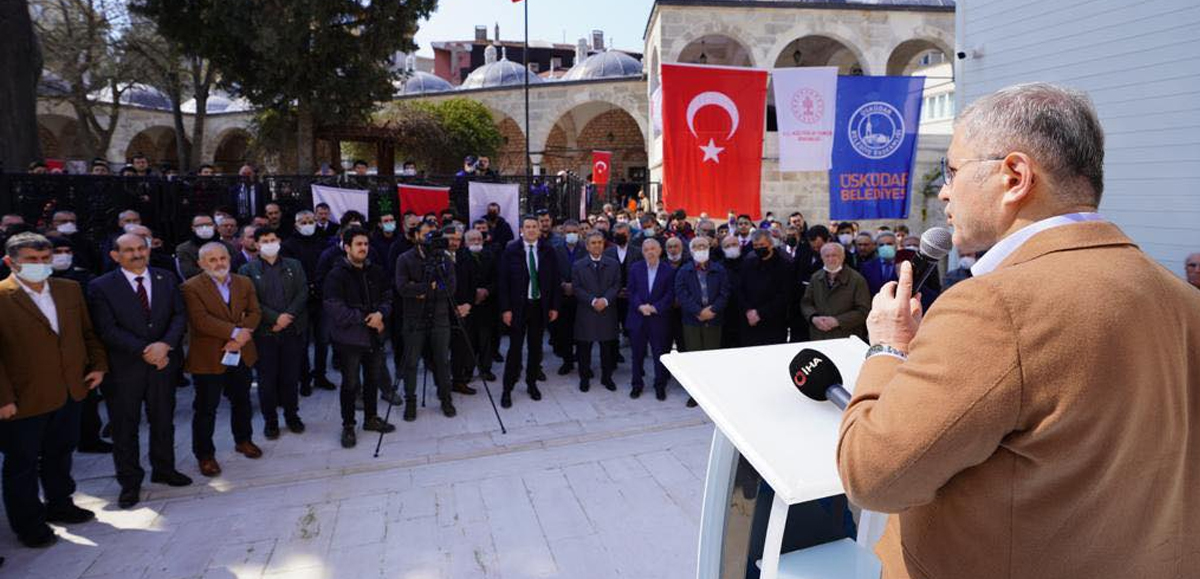 Üsküdar‘da restorasyonu tamamlanan 300 yıllık Ahmediye Camii’nin açılışı gerçekleştirildi. Açılışta