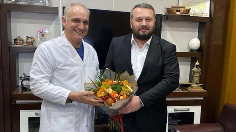 Adalet ve Kalkınma Partisi Üsküdar İlçe Başkanı Erdem Demir, 14