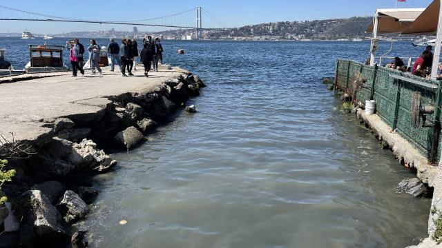 Çengelköy’den İstanbul Boğazı’na dökülen Bekar Deresi’ndeki kirlilik ve kötü koku