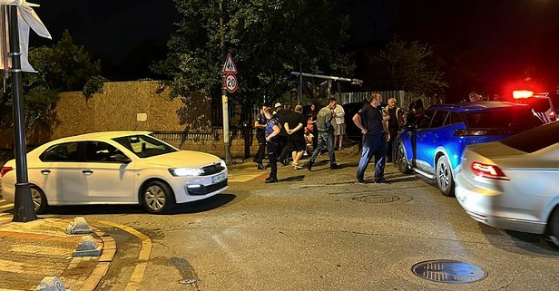 Kaza, saat 22.15 sıralarında Barbaros Mahallesi Mütevelli Çeşme Caddesi'nde meydana