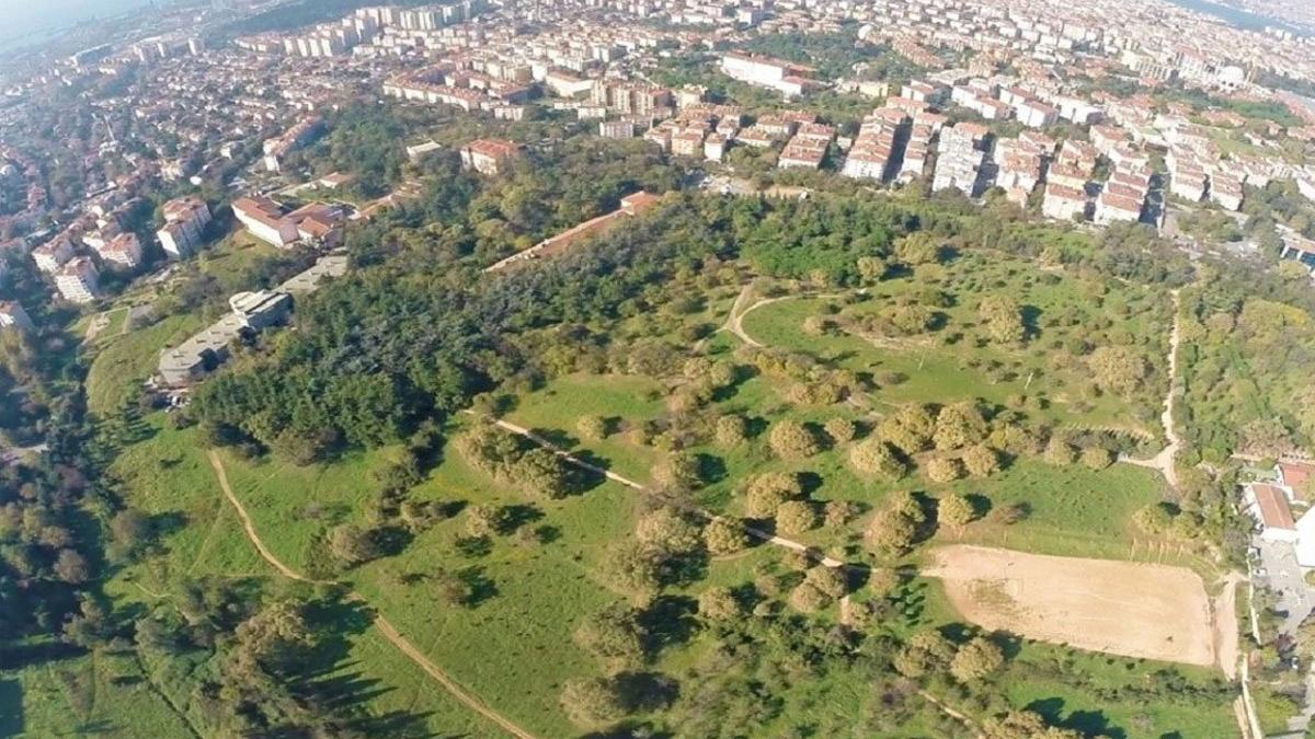1. derece doğal sit koruması altında olan İstanbul Üsküdar'daki Validebağ