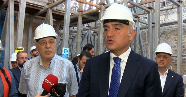 Kültür ve Turizm Bakanı Mehmet Nuri Ersoy, Kız Kulesi'nde devam