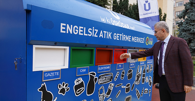 Görme engelli vatandaşlara özel mobil atık getirme merkezini Türkan Sabancı