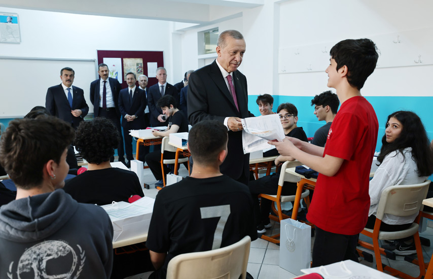 Cumhurbaşkanı Erdoğan, 2022-2023 Eğitim Öğretim Yılı Karne Dağıtım Töreni'nde yaptığı