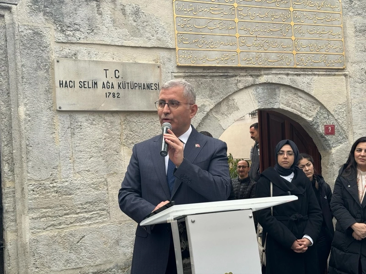 Üsküdar Selami Ali Mahallesi'nde bulunan Hacı Selim Ağa Yazma Eserler