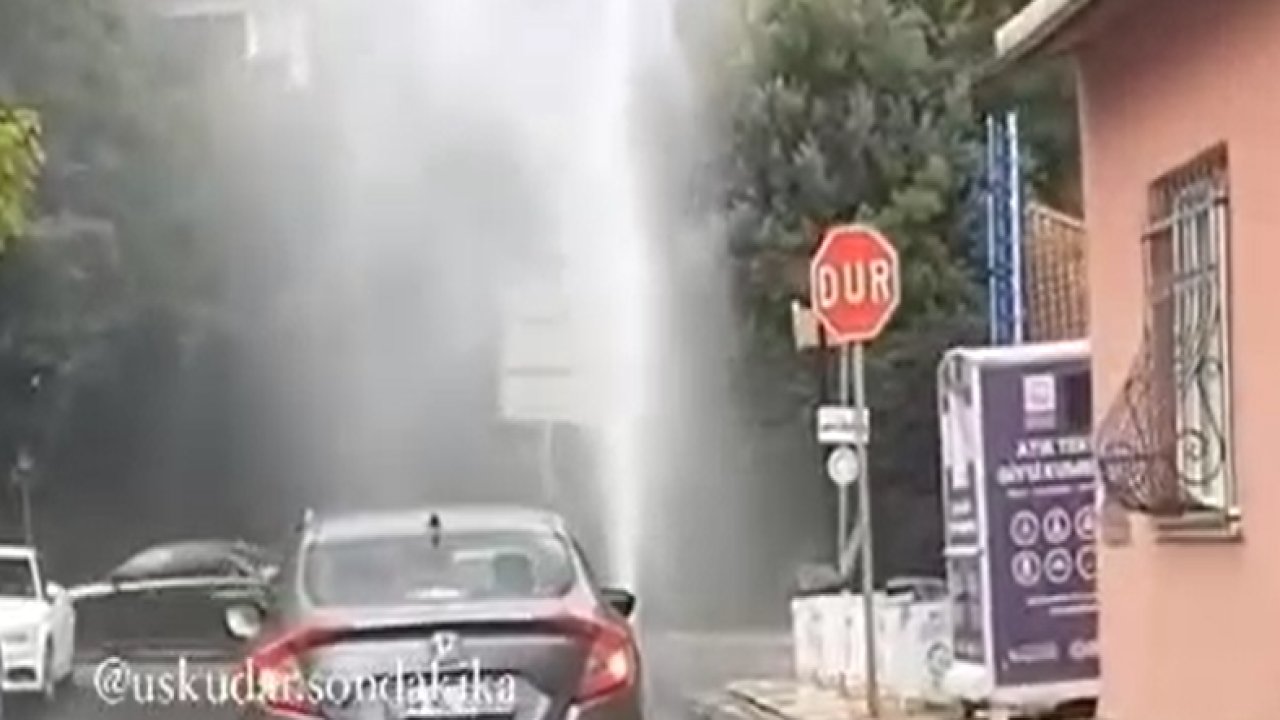 İstanbul Üsküdar’da dün cadde ortasında bulunan su borusunda yaşanan patlama