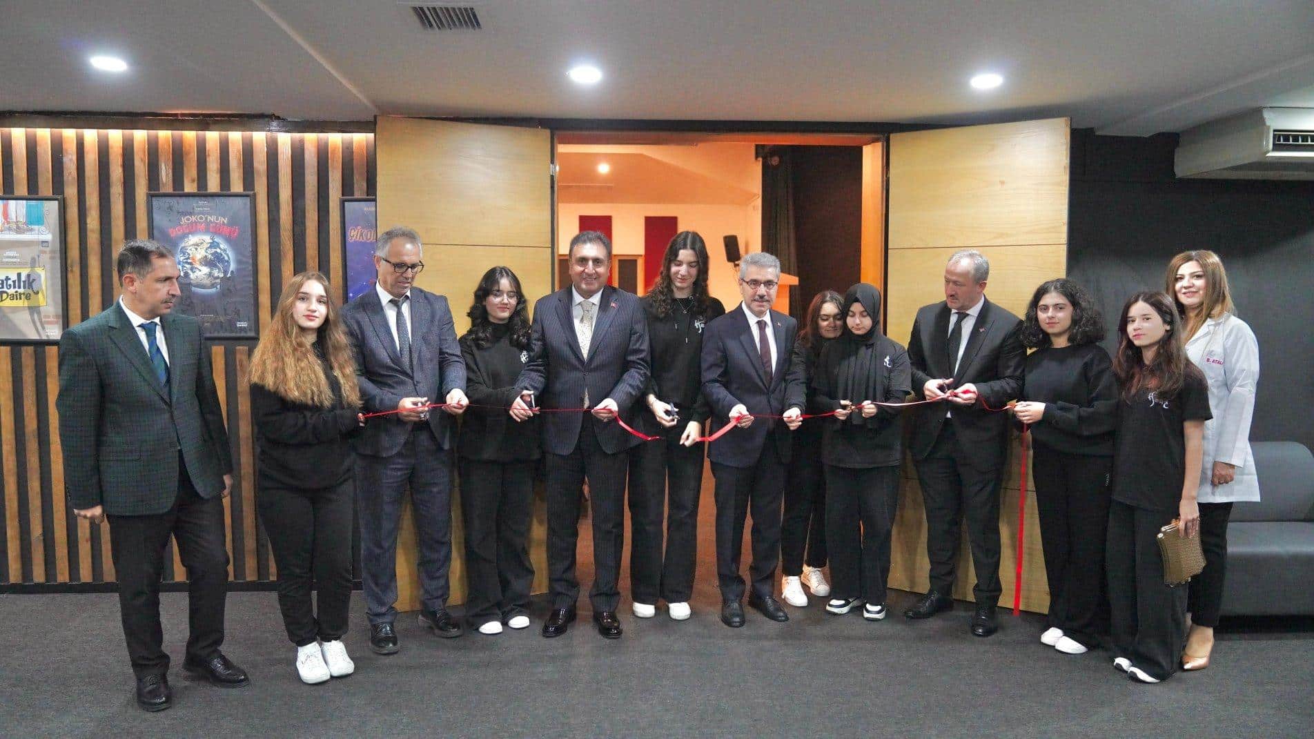 Üsküdar Hacı Sabancı Anadolu Lisesi'nde, okulun öğrencisi ve 15 Temmuz