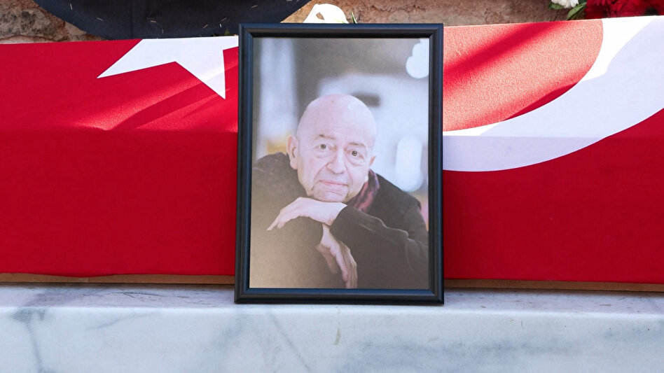 İstanbul'da 75 yaşında hayatını kaybeden yazar, senarist ve eleştirmen Selim