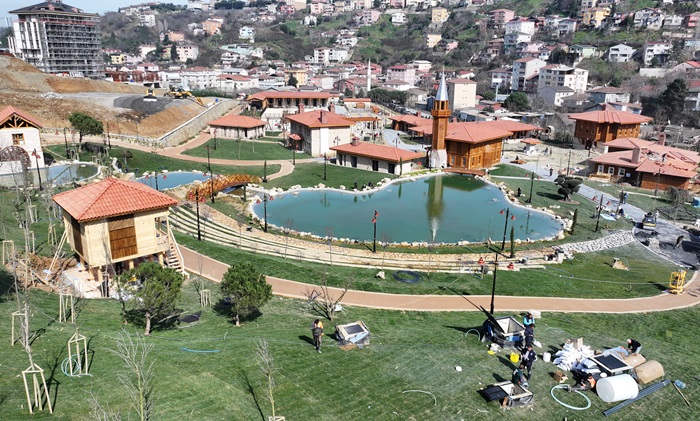 Eski Başkan Hilmi Türkmen'in açıklamaları, Çocuk Köyü'nün kaderiyle ilgili soru