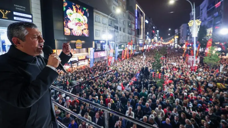 İstanbul Cumhuriyet Başsavcısı Akın Gürlek, CHP Genel Başkanı Özgür Özel