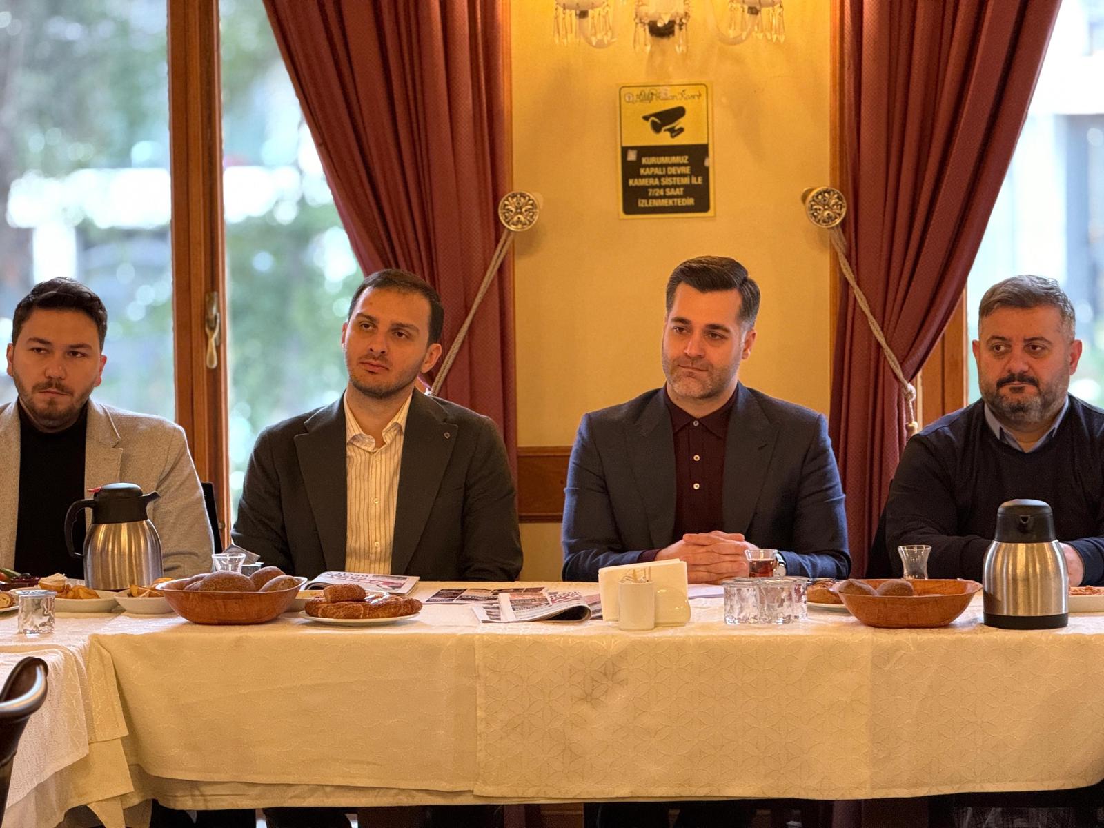AK Parti Üsküdar İlçe Başkanı Taha Sarıcaoğlu, 10 Ocak Çalışan