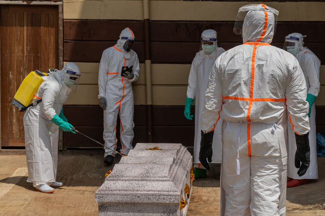 Fransa'da sağlık yetkilileri, Kongo Demokratik Cumhuriyeti'nden dönen bir doktorda Ebola