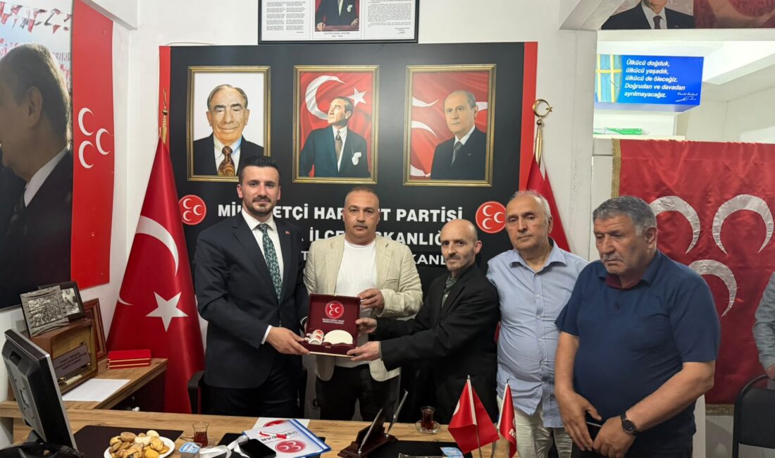 Milliyetçi Hareket Partisi (MHP) Üsküdar İlçe Başkanlığı tarafından düzenlenen "Üsküdar'la